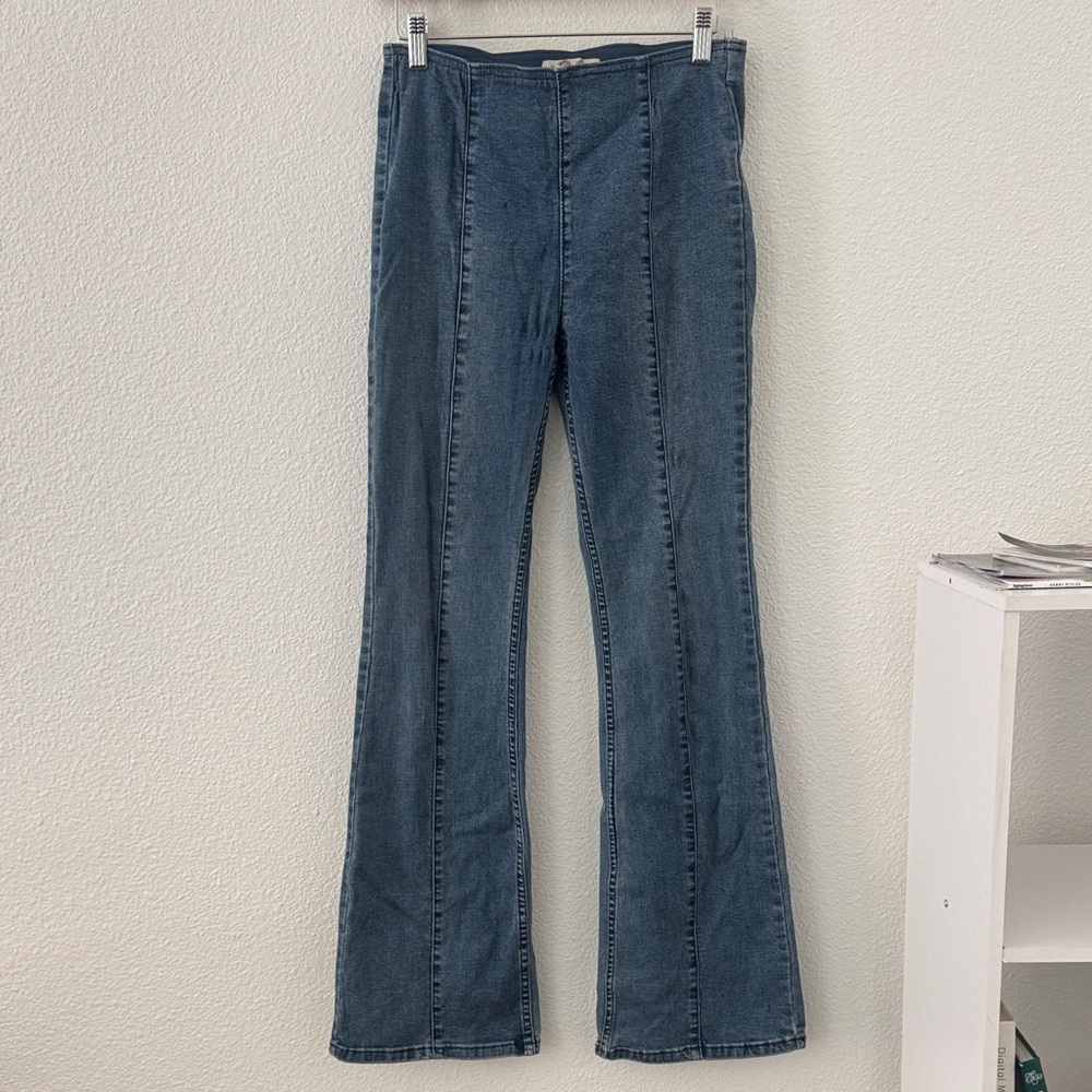 Free People We The Free Pull On High Rise Flare Jeans Size 26 Medium Wash Boho